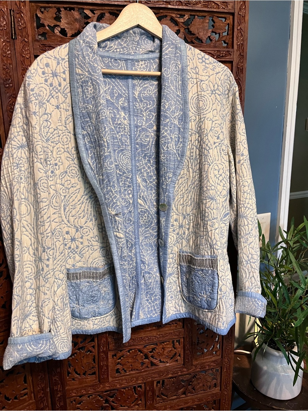 Women’s Blue & White Quilted reversible Jacket